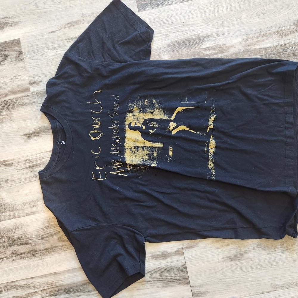 Black Graphic Tee - Short Sleeve